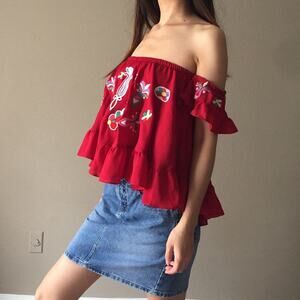 Vava By Joy Han off shoulder embroidered top.-CA3